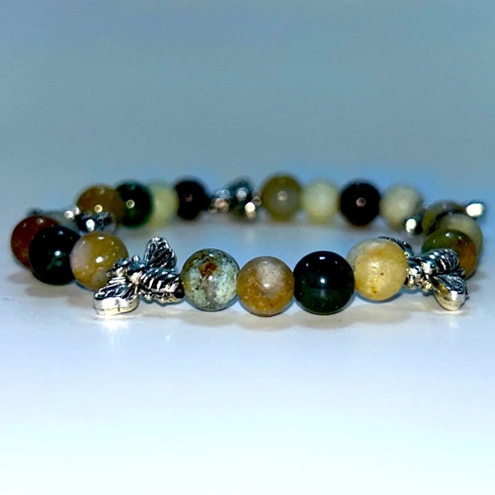 Handmade Bumble Bee Charm Bracelet with Natural Indian Agate Stones! - Picture 3 of 5